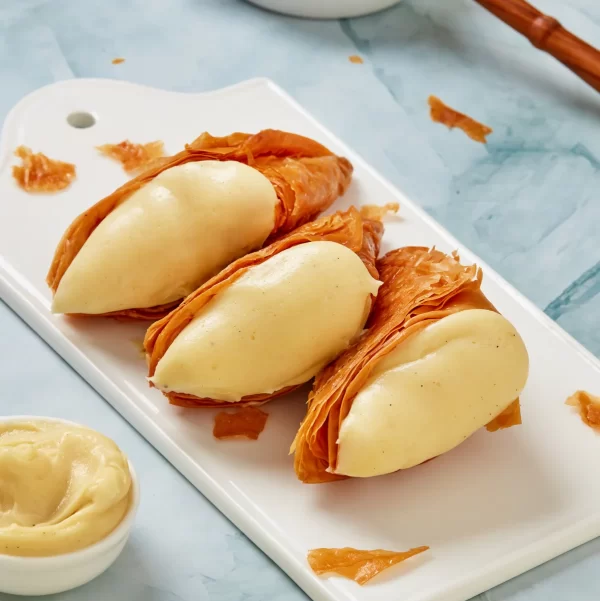 foietaj crocant cu umplutura crema